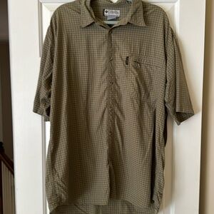 Men’s Columbia GRT XXL Short Sleeve Shirt